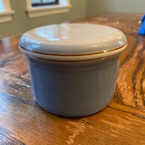 Vintage Japanese Stoneware Container With Lid Blue & White 2.5" Tall 3.5" Diamet